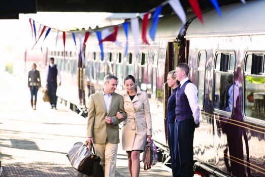 Belmond Royal Scotsman - Couple on platform ©Matt Hind